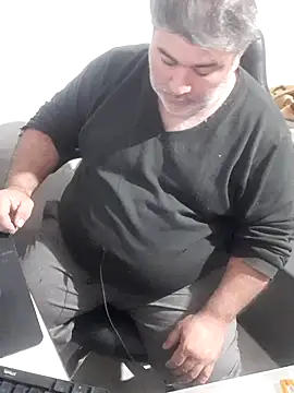 Chat +18 de 12Paradarte ao vivo