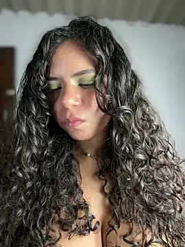 Chat XXX en directo de Simone_Miller