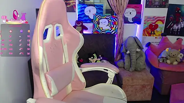 دردشة GamerCarrie الجنسية المباشرة