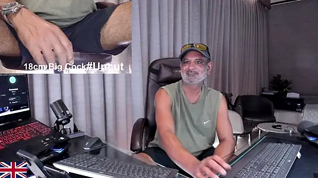Živý XXX chat OnlineBossUK