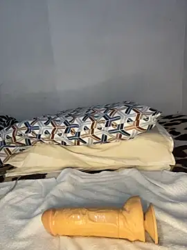 LuanAkaway – Naživo XXX chat