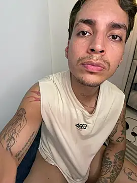 KAIRUIZ Live XXX Chat