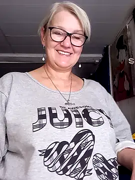 irinamaux live XXX chat