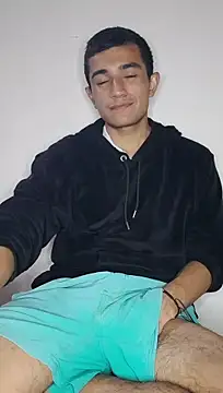 Thick_Cock 现场XXX聊天