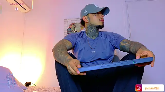 Chat +18 de JordanSmiith_ ao vivo