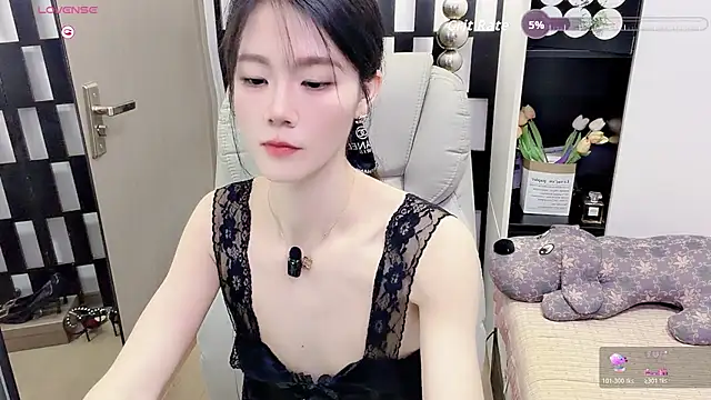 Yueyue-MM - 小粉塞入3分钟