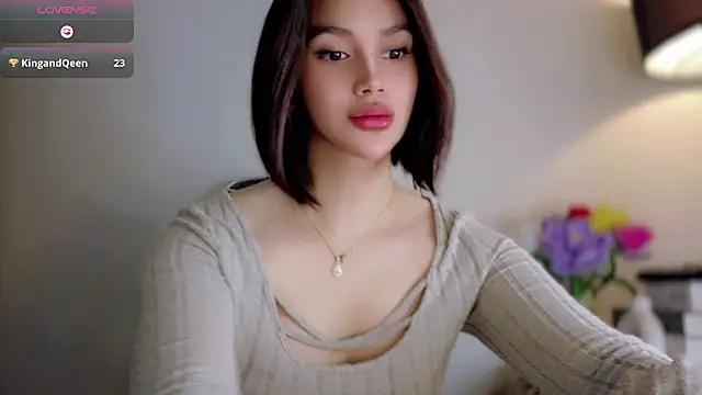 צ'אט XXX בשידור חי של Anna_HollyDoll