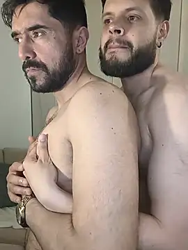 Chat +18 de TonyAndTroy ao vivo