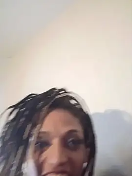 Chat +18 de farahmoans4u ao vivo