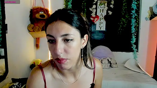 queen-natty Adlı Modelin Canlı XXX Sohbeti