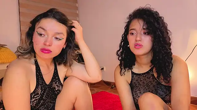 Arianna_n_Gema's Live XXX Chat