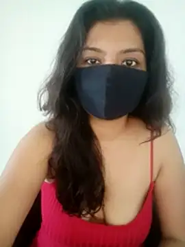 แชท XXX สดของ NaughtyNaina01