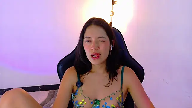 แชท XXX สดของ Sarasavage