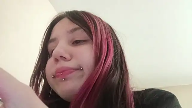 Chat +18 de IronicBuckle ao vivo