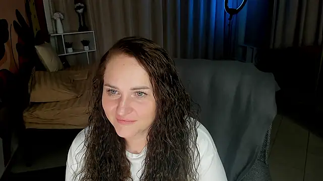 Chorna_Rouse Live XXX-Chat