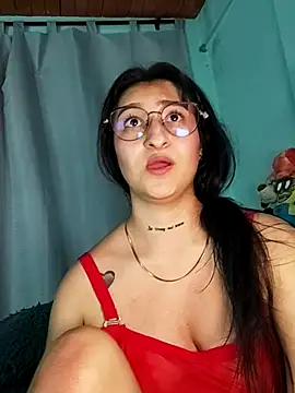 Chat +18 de EVAH_LEE_ ao vivo