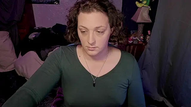 צ'אט XXX בשידור חי של Abagail_soft