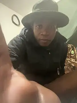 Chat +18 de Akaza24 ao vivo
