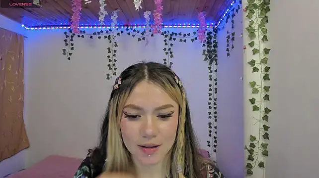 XXX chat uživo modela caroolina_sweet