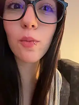 Chat XXX en directo de Hinata_3