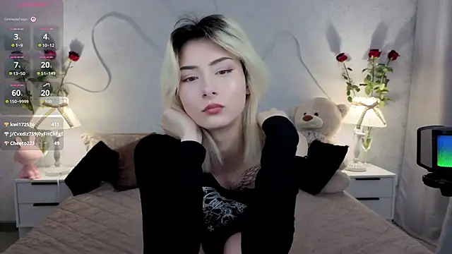 Kittysocutie - striptease ;)