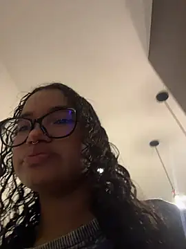 Chat XXX en directo de Bunny-firee