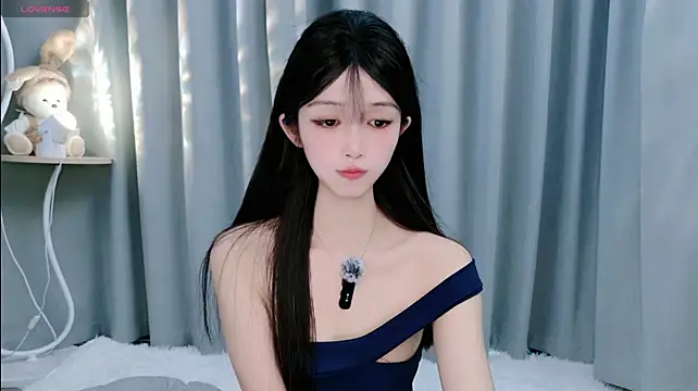 lulu-789's Live XXX Chat