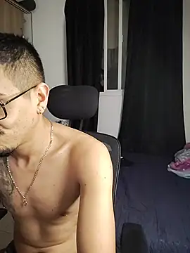 Juann-cock's Live XXX Chat