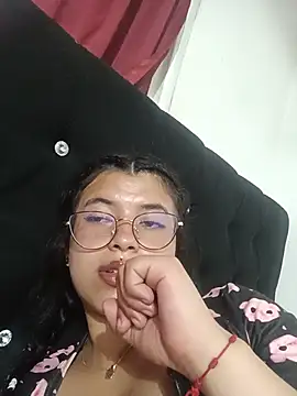 Živý XXX chat petite_coral