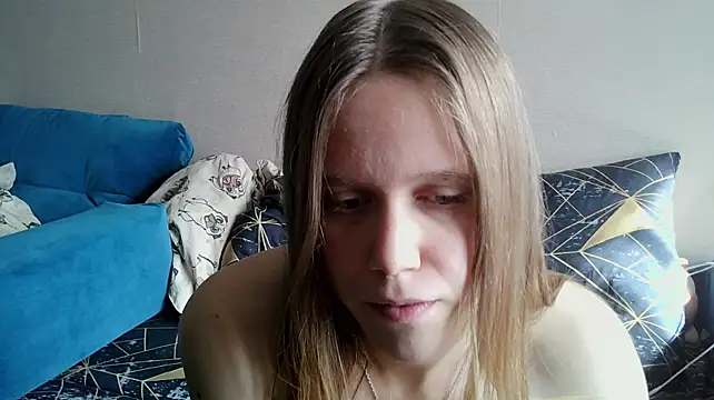 huba_boobies' Live XXX Chat