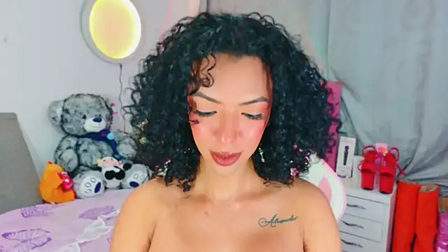 Chat XXX en directo de Tanedra_collings