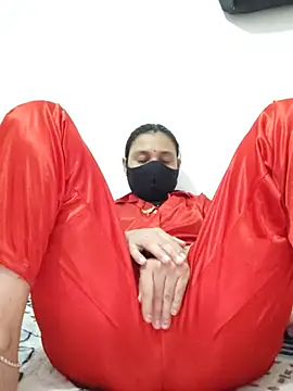 Chat +18 de Vivicaa ao vivo