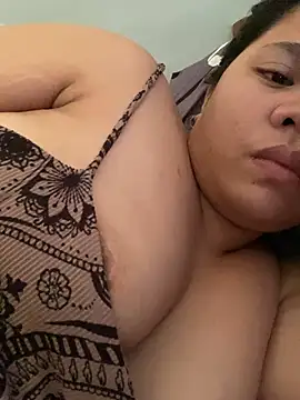 Chat +18 de -CLARAMommy- ao vivo