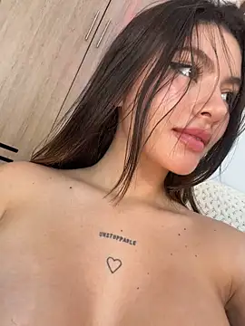 Chat +18 de Lizzy_Mei ao vivo
