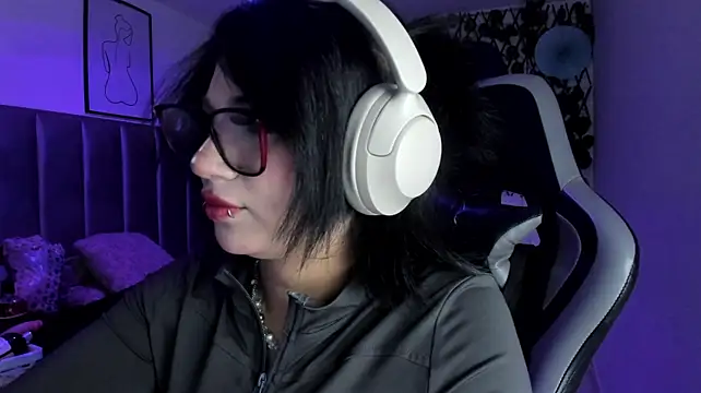 Kitty_Gang - Rub my pussy until it's very wet 🥵💦