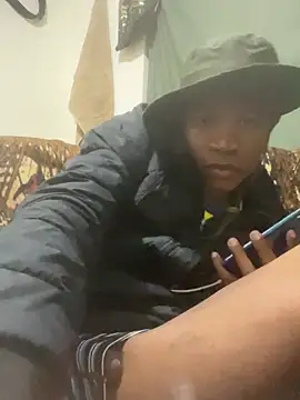 Chat +18 de Akaza24 ao vivo