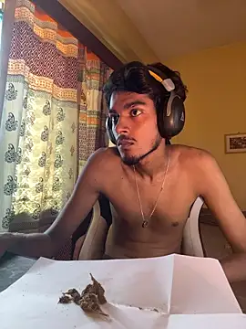 Živý XXX chat GunSlay