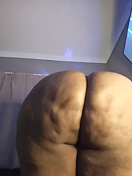 CocoBootyyy's Live XXX Chat