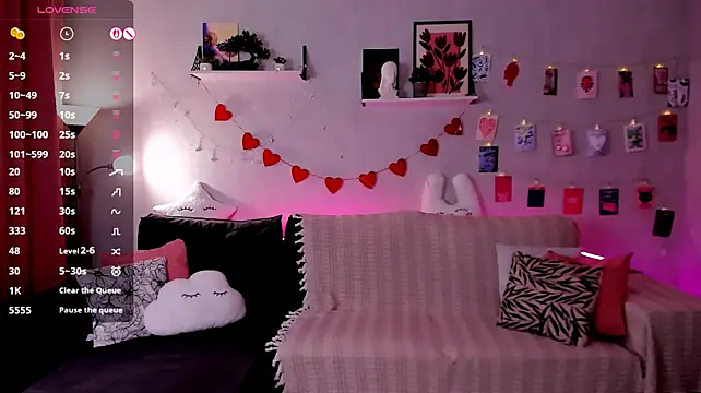 BellaCaress Live XXX-chat