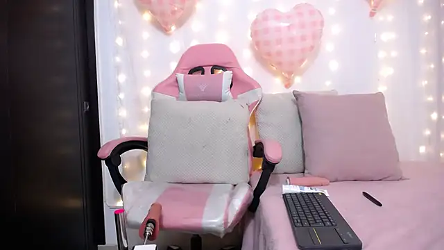 _Maddy_Perez01