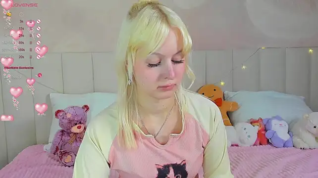 AdeleSilvy Adlı Modelin Canlı XXX Sohbeti