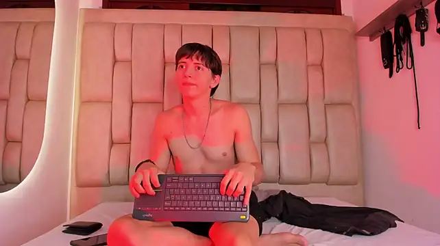 XXX chat uživo modela TomasFelixhot