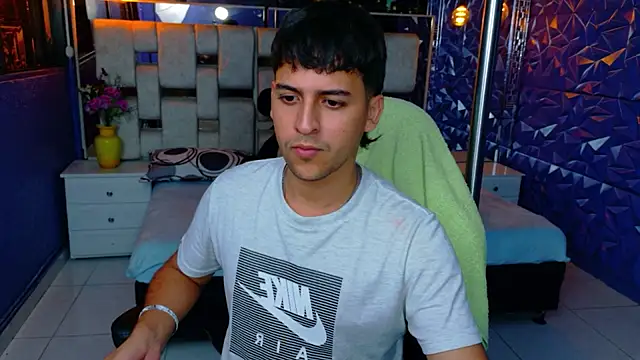 ian_sprouse – Live XXX-chat