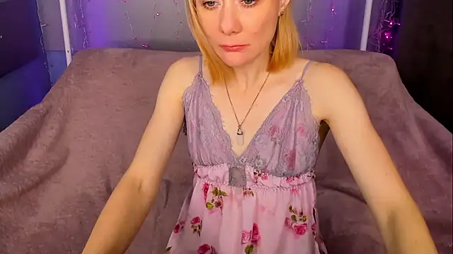 NikaBond Chat XXX live