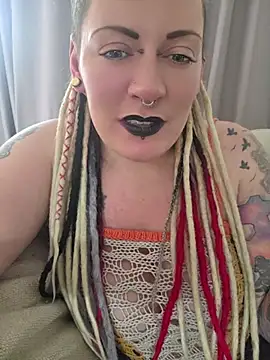 PinkTheHawk – Naživo XXX chat