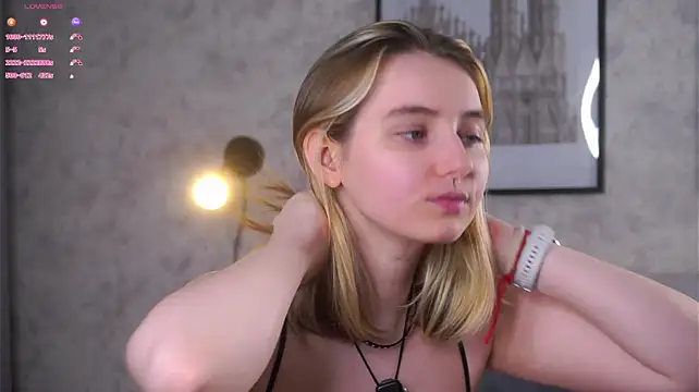 MeghanElson's Live XXX Chat