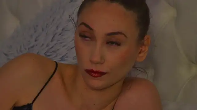 AliceMunro Adlı Modelin Canlı XXX Sohbeti
