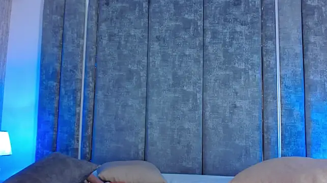 IrinnaShidou_ Adlı Modelin Canlı XXX Sohbeti
