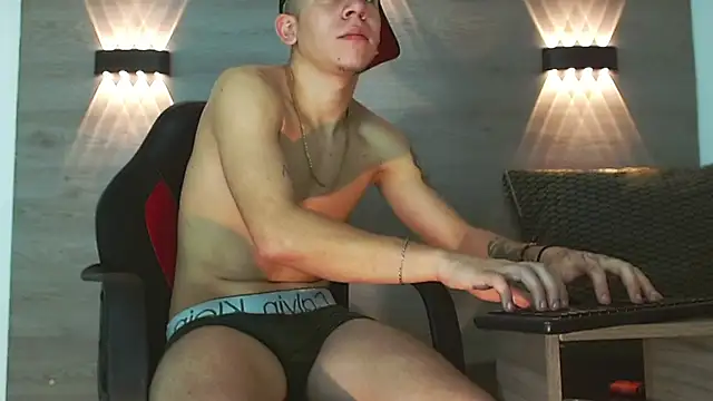 Gaeliitto Chat XXX in diretta