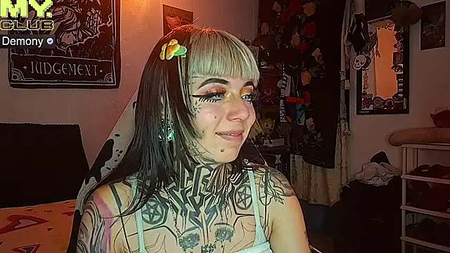 d3m0ny0_0 – Naživo XXX chat